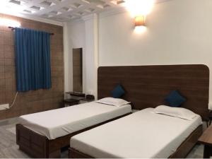 hotel saluja