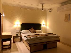 hotel saluja