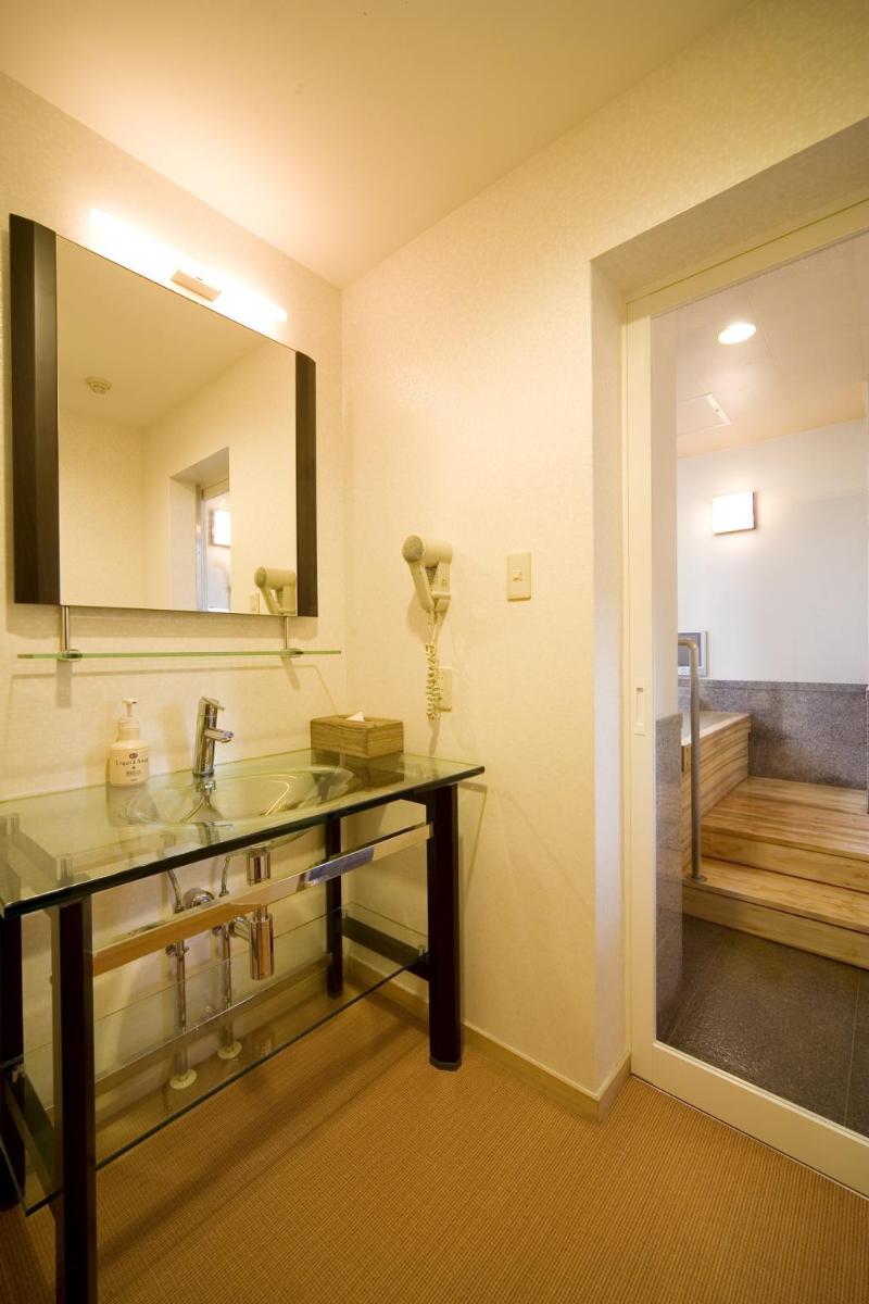 arima hot spring ryokan hanamusubi