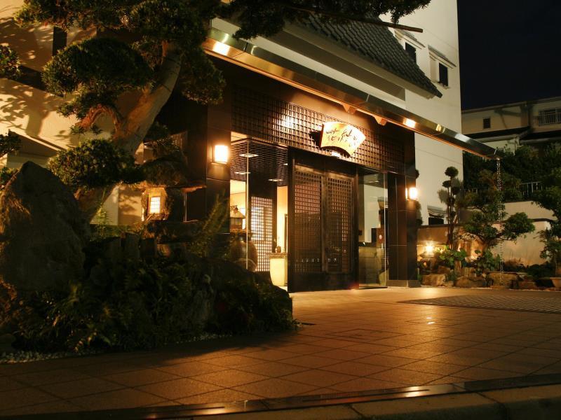 arima hot spring ryokan hanamusubi