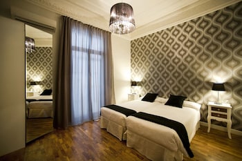 aptbcn super balmes guest house