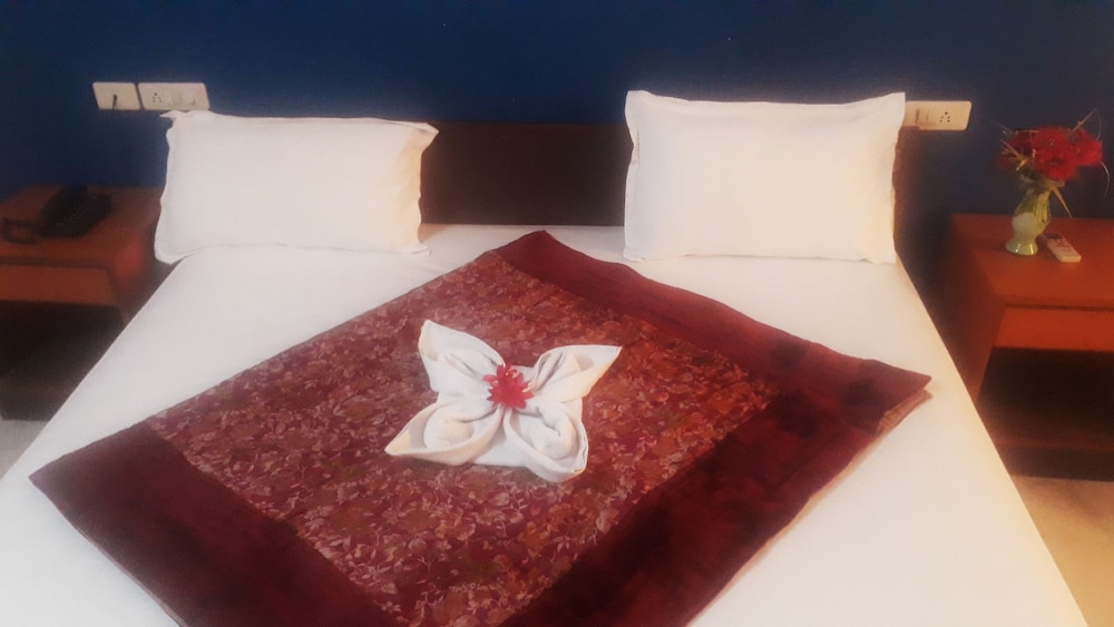 mauj mahal fun resort and water park