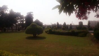 mauj mahal fun resort and water park