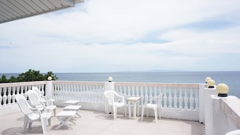 cronin inn by cocotel