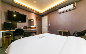 gumi indong hotel yo