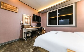 gumi indong hotel yo