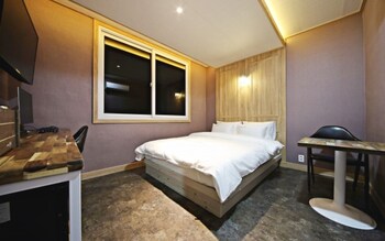 gumi indong hotel yo