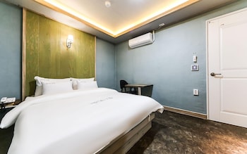 gumi indong hotel yo