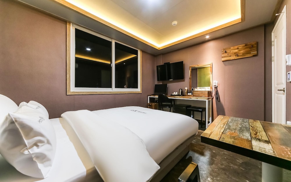 gumi indong hotel yo