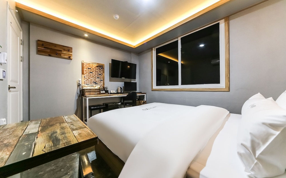 gumi indong hotel yo
