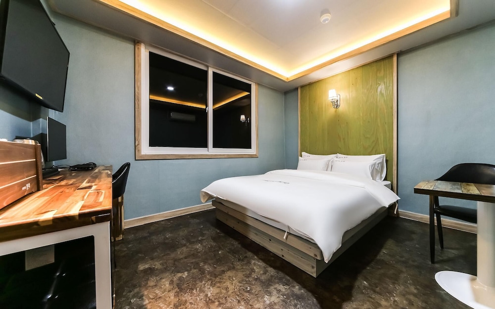 gumi indong hotel yo