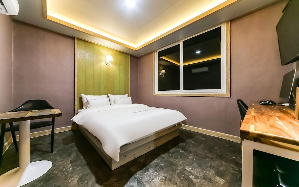 gumi indong hotel yo