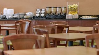 galleria palms hotel