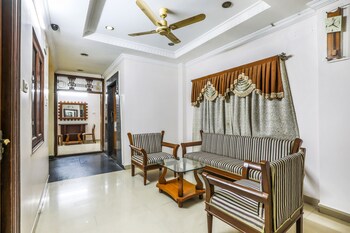 Super Collection O Sharath City Mall Formerly Delight Inn Gachibowli,Telangana>>Hyderabad,4 star