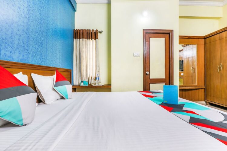 super collection o sharath city mall formerly delight inn gachibowli