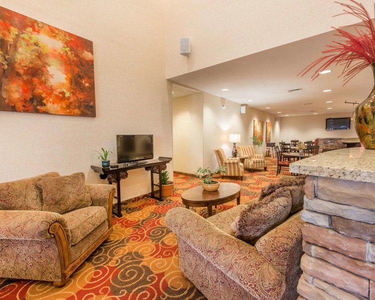 comfort suites altoona