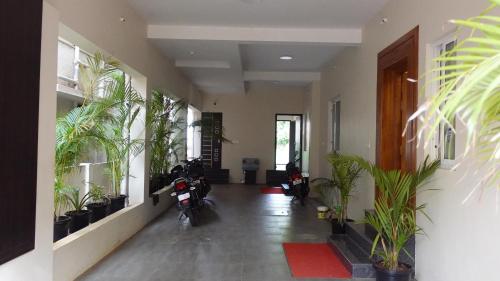 hotel akshith inn