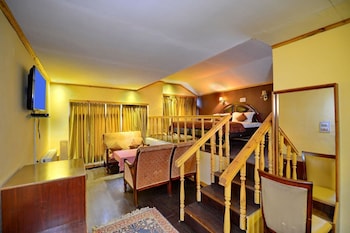 Hotel Pine Palace Resort,Jammu And Kashmir>>Gulmarg,3.5 star