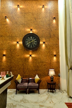 hotel the yellow