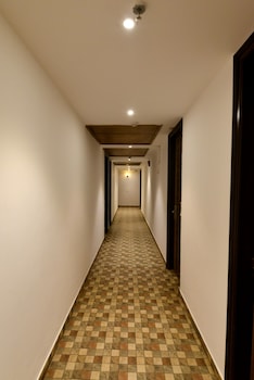 hotel the yellow