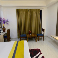 hotel the yellow