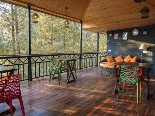 thehimalayanliving whistling pines