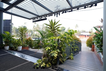 nexstay river mouth international