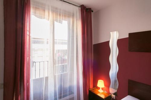 hostal la casa de la plaza