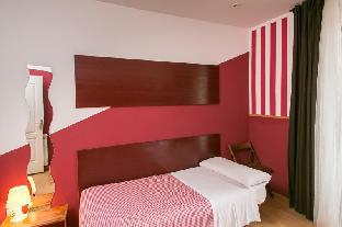 hostal la casa de la plaza