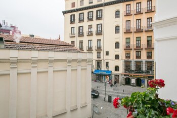 hostal la casa de la plaza