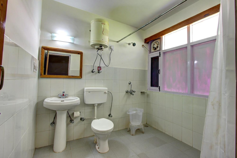 hotel monarch residency