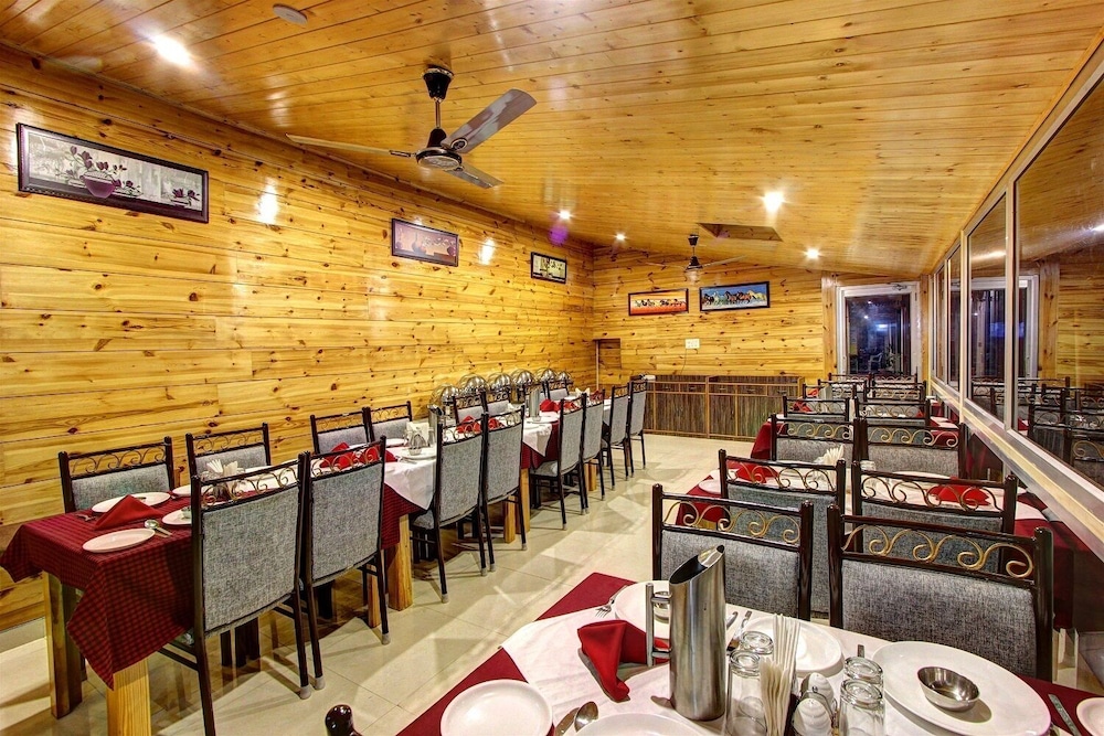 hotel monarch residency