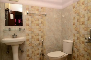 hotel monarch residency