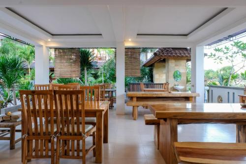 friends beach hotel