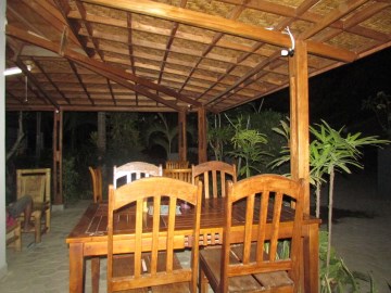 friends beach hotel