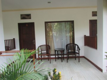 friends beach hotel