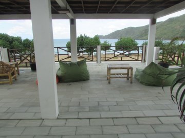 friends beach hotel