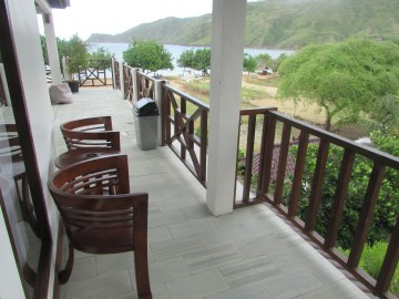 friends beach hotel