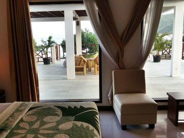 friends beach hotel
