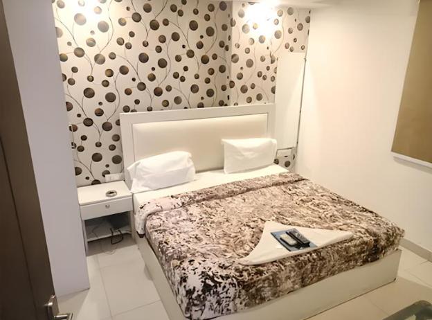 hotel silver stay by grb