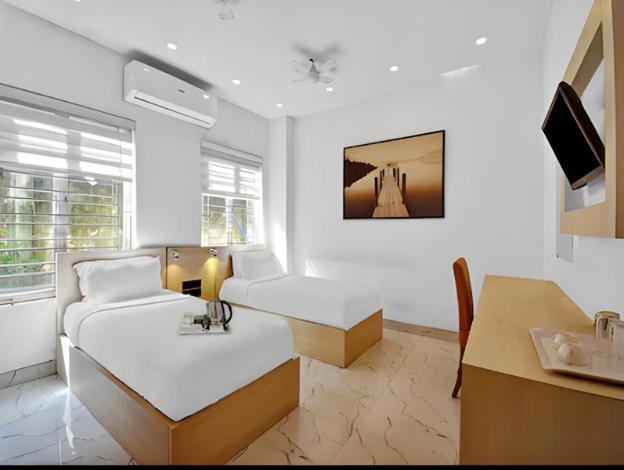 hotel silver stay by grb