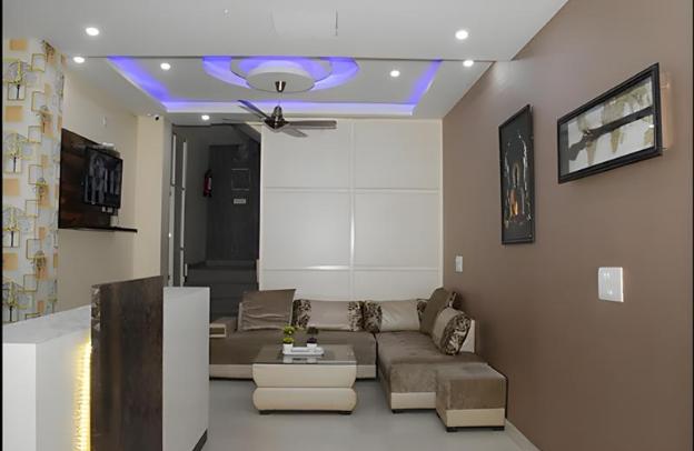 hotel silver stay by grb