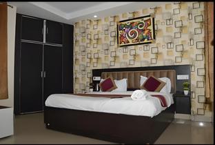 hotel silver stay by grb