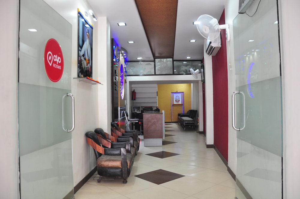 hotel new ss residency