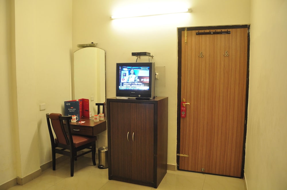 hotel new ss residency