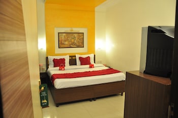 hotel new ss residency