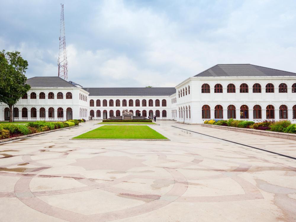 sara luxury apartment