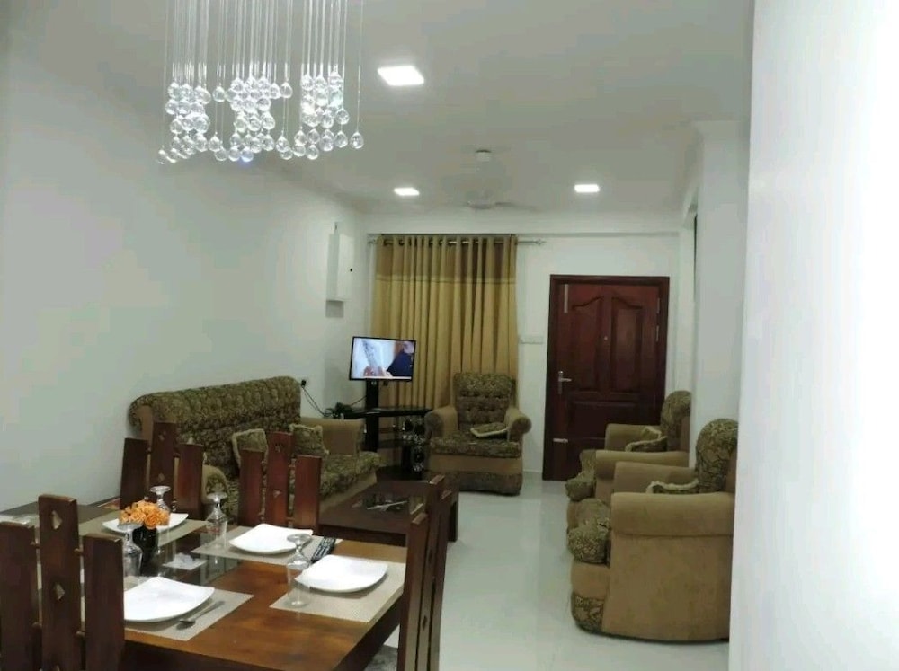 sara luxury apartment