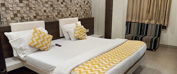 hotel maa ganga palace