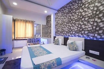 hotel maa ganga palace